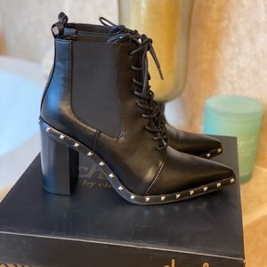 NEW CHARLES by Charles David Booties